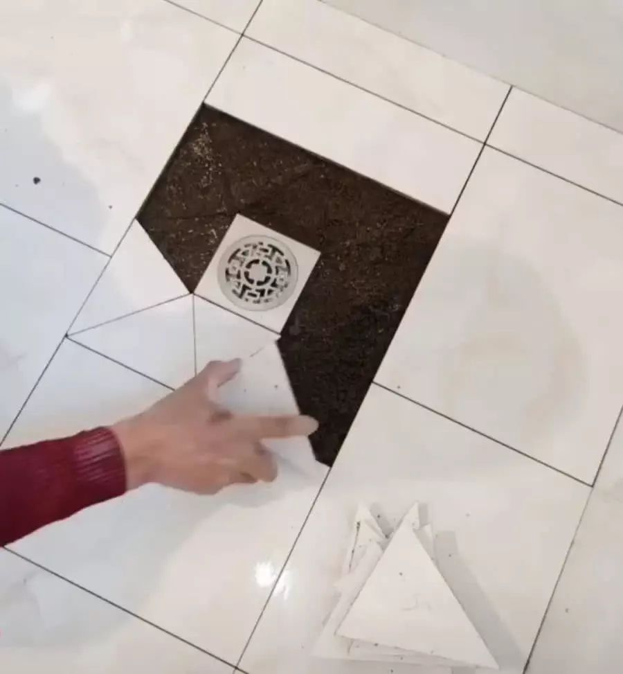 瓷砖烂了一点点怎么修补好(瓷砖烂了一点点怎么修补好呢)