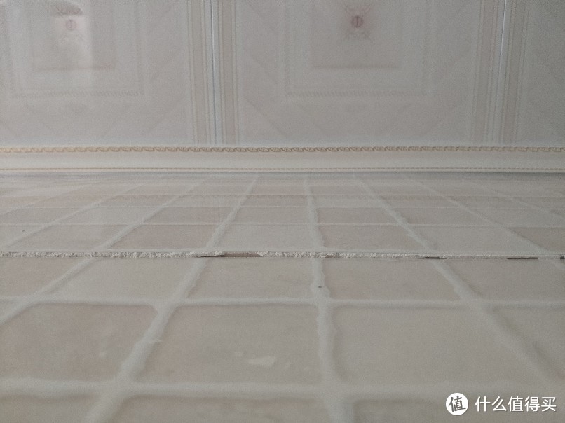 墙砖翘起来怎么处理比较好(家里的墙砖翘起来了怎么修补) 墙砖翘起来怎么处理比较好(家里的墙砖翘起来了怎么修补)