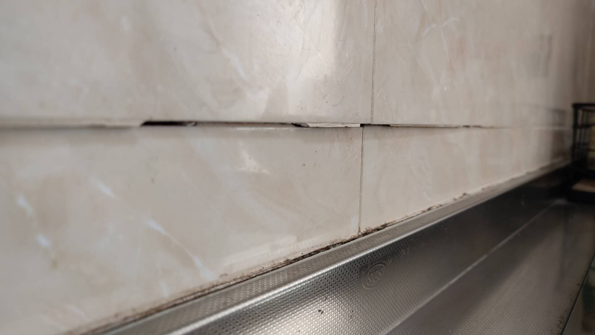 墙砖空鼓会有什么后果(墙砖空鼓会造成什么问题) 墙砖空鼓会有什么后果(墙砖空鼓会造成什么问题)